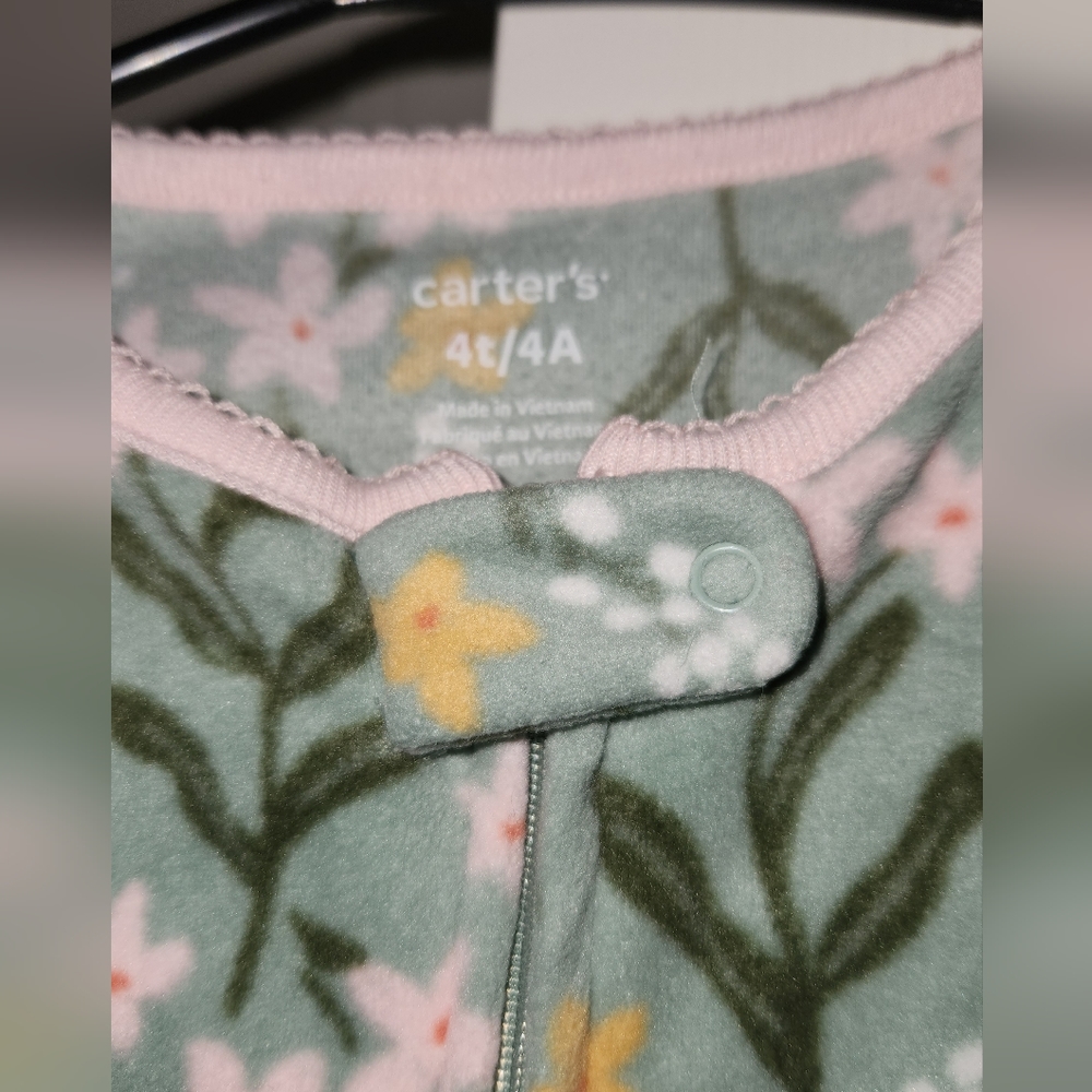FINAL PRICE!! Carters Footed Pajamas - Picture 3 of 4
